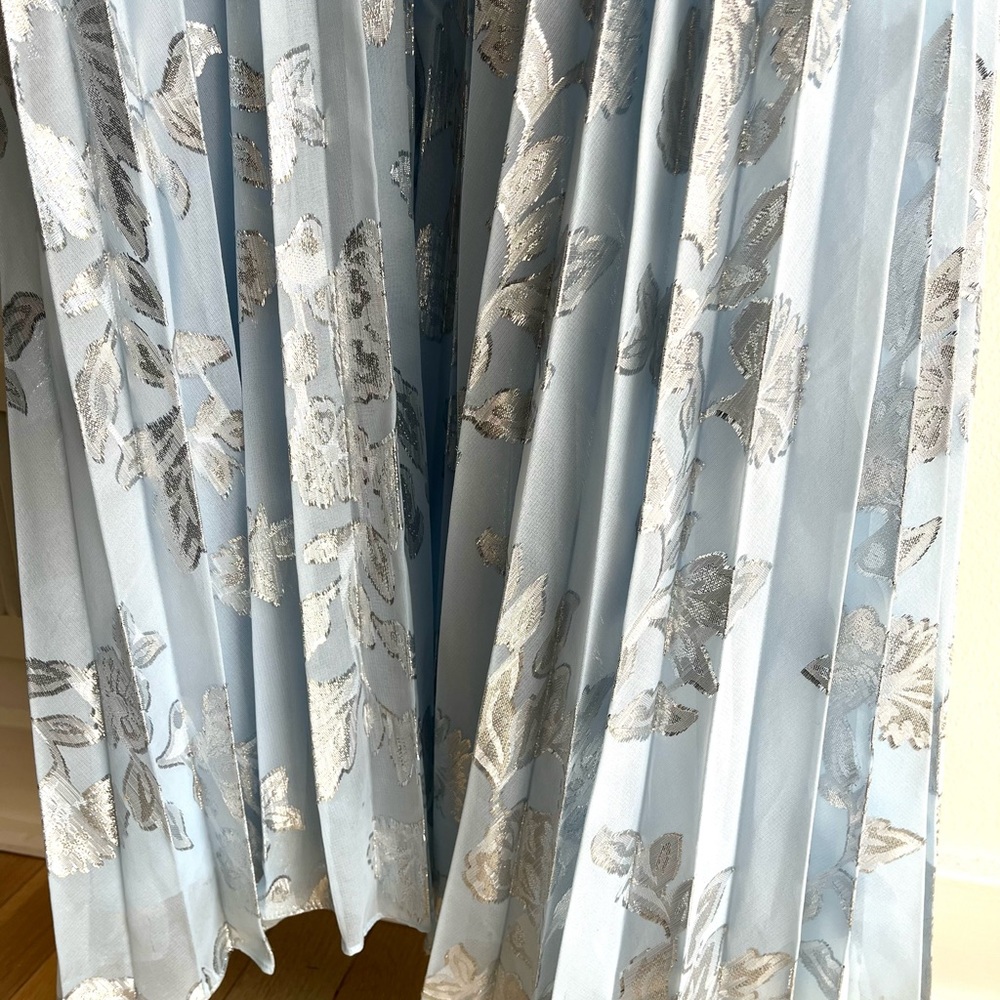 Self-Portrait Blue and Silver Flutter Sleeve Gown - Picture 5 of 7